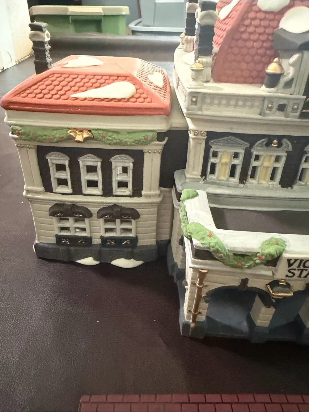 Victoria Station Holiday Village Building - Red Roof Train Station lighte